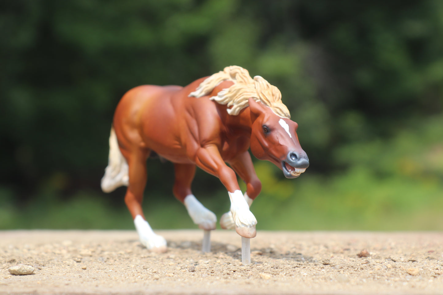 Custom painted Venti Scale Resin Bixby Flaxen Chestnut