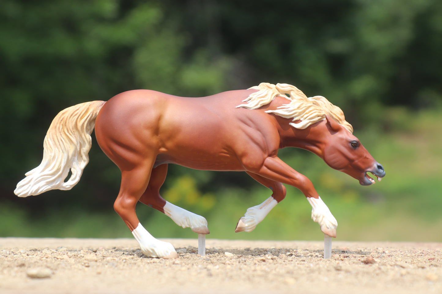 Custom painted Venti Scale Resin Bixby Flaxen Chestnut