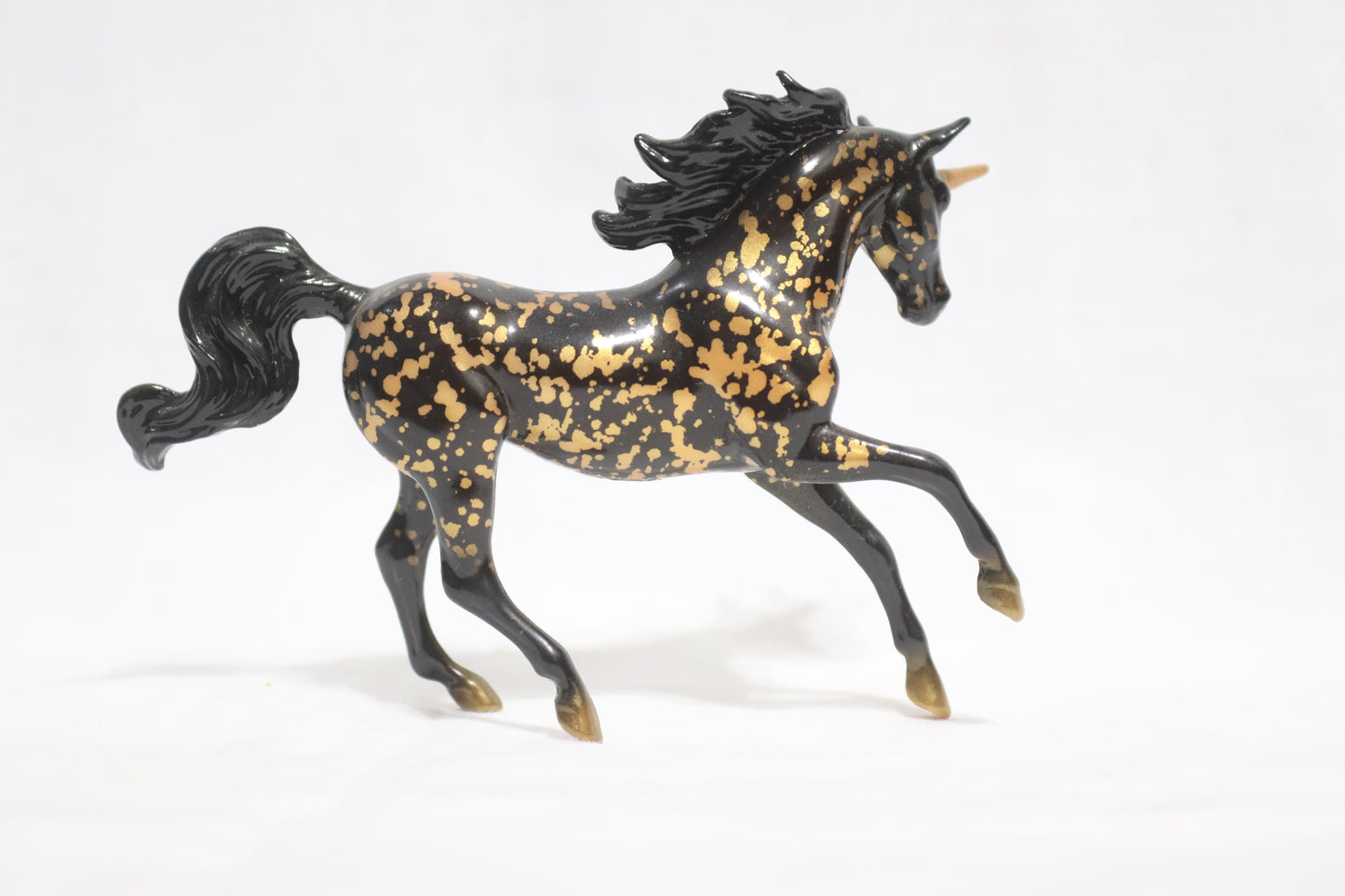 Unicorn Crazy Surprise Chase Model