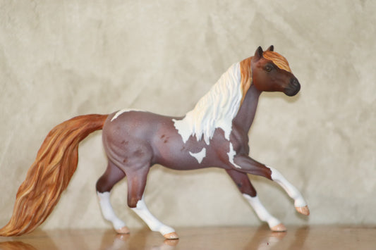 Custom Breyer G2 Warmblood Pinto